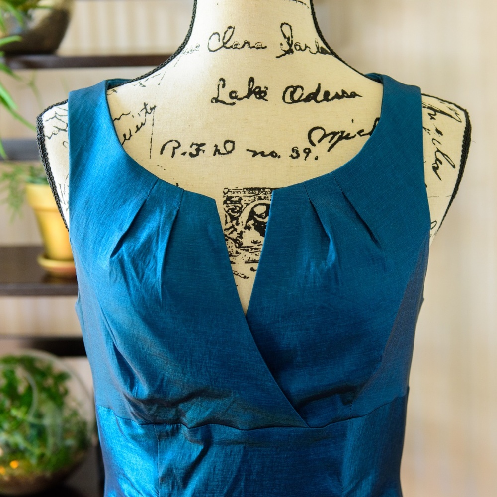 EUC Blue Metallic Bodycon Dress - Picture 3 of 8